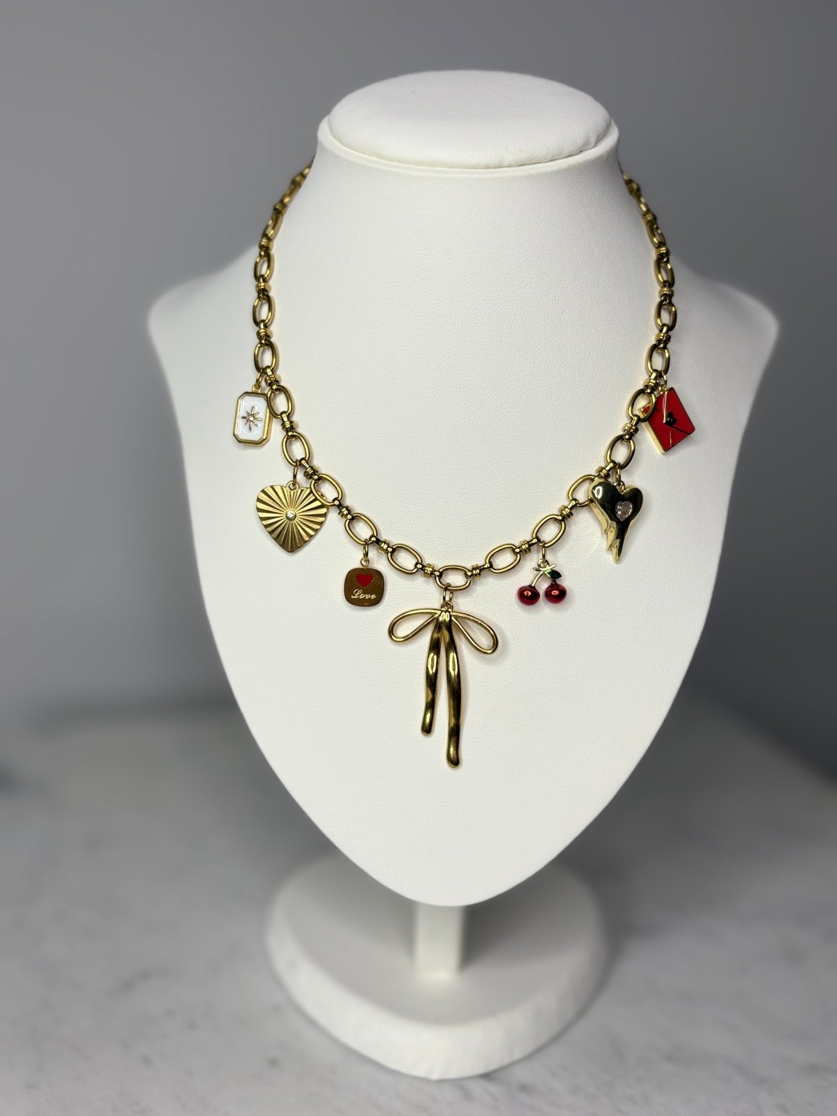 Design your own - Charm Avenue