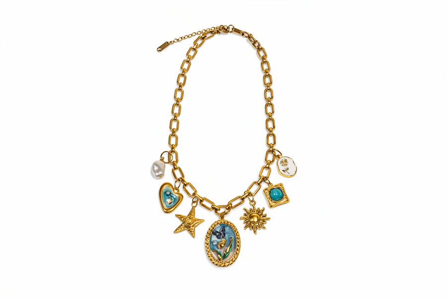 Carina charm necklace