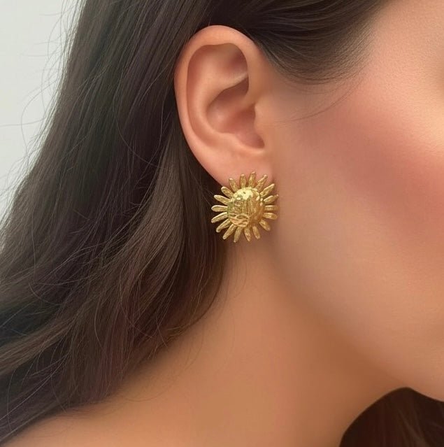 St Lucia Boutique Apollo sun earring - 18k gold plated - Shop women's at Charm Avenue