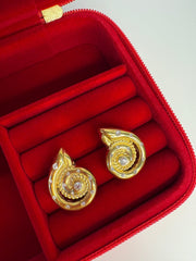 St Lucia Boutique Camille swirl earring - 18k gold plated - Shop women's earrings at Charm Avenue