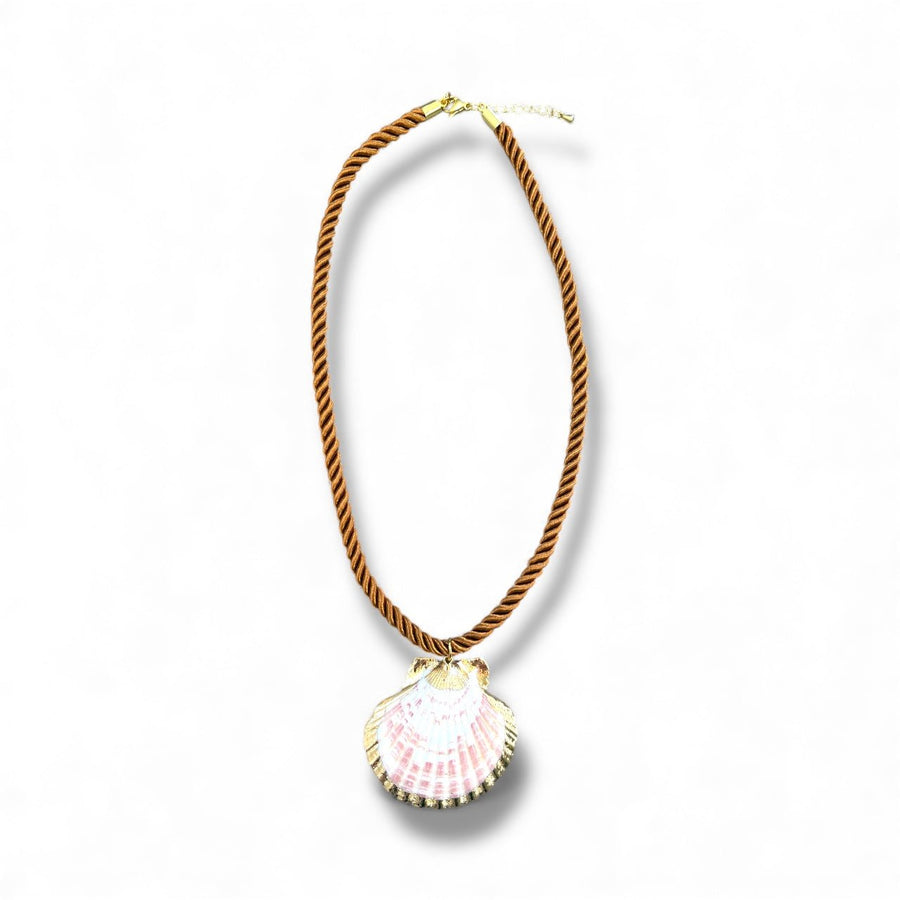 Charm Avenue Clam necklace - 18k gold plated - Shop women's at Charm Avenue