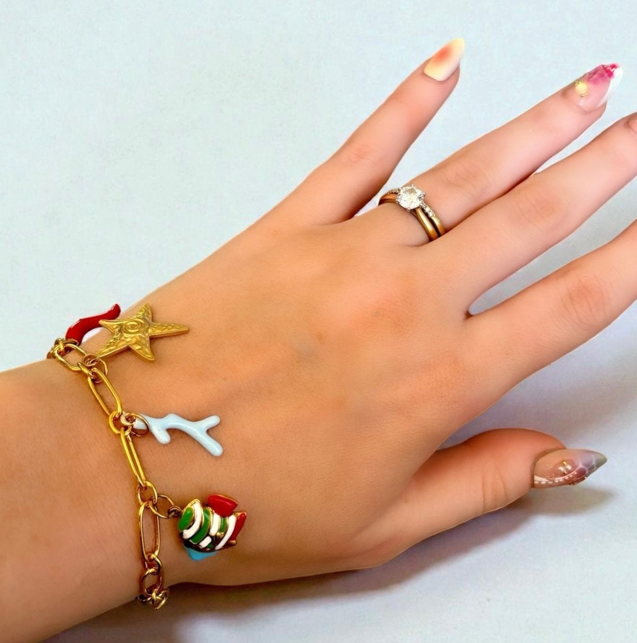 Charm Avenue Dory charm bracelet - 18k gold plated - Shop women's at Charm Avenue