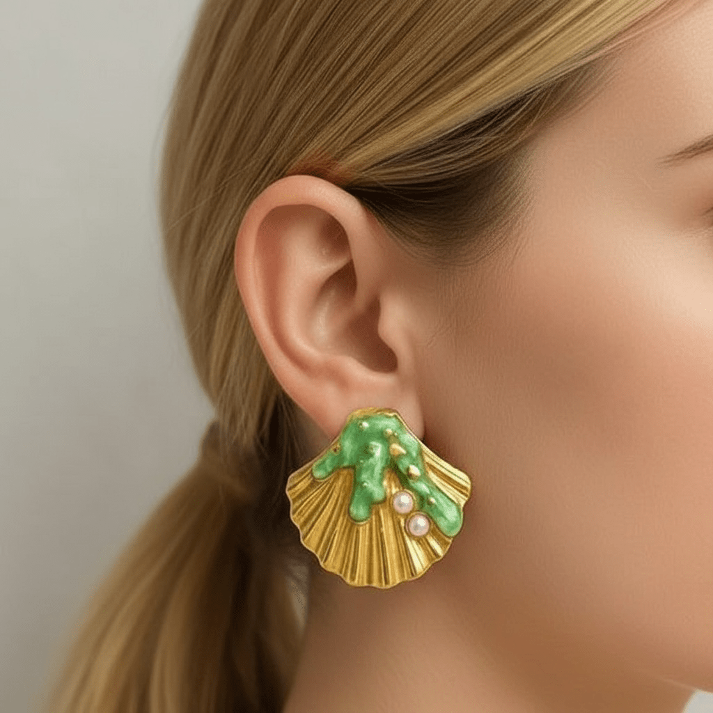 Charm Avenue Emma earrings - 18k gold plated - Shop women's at Charm Avenue