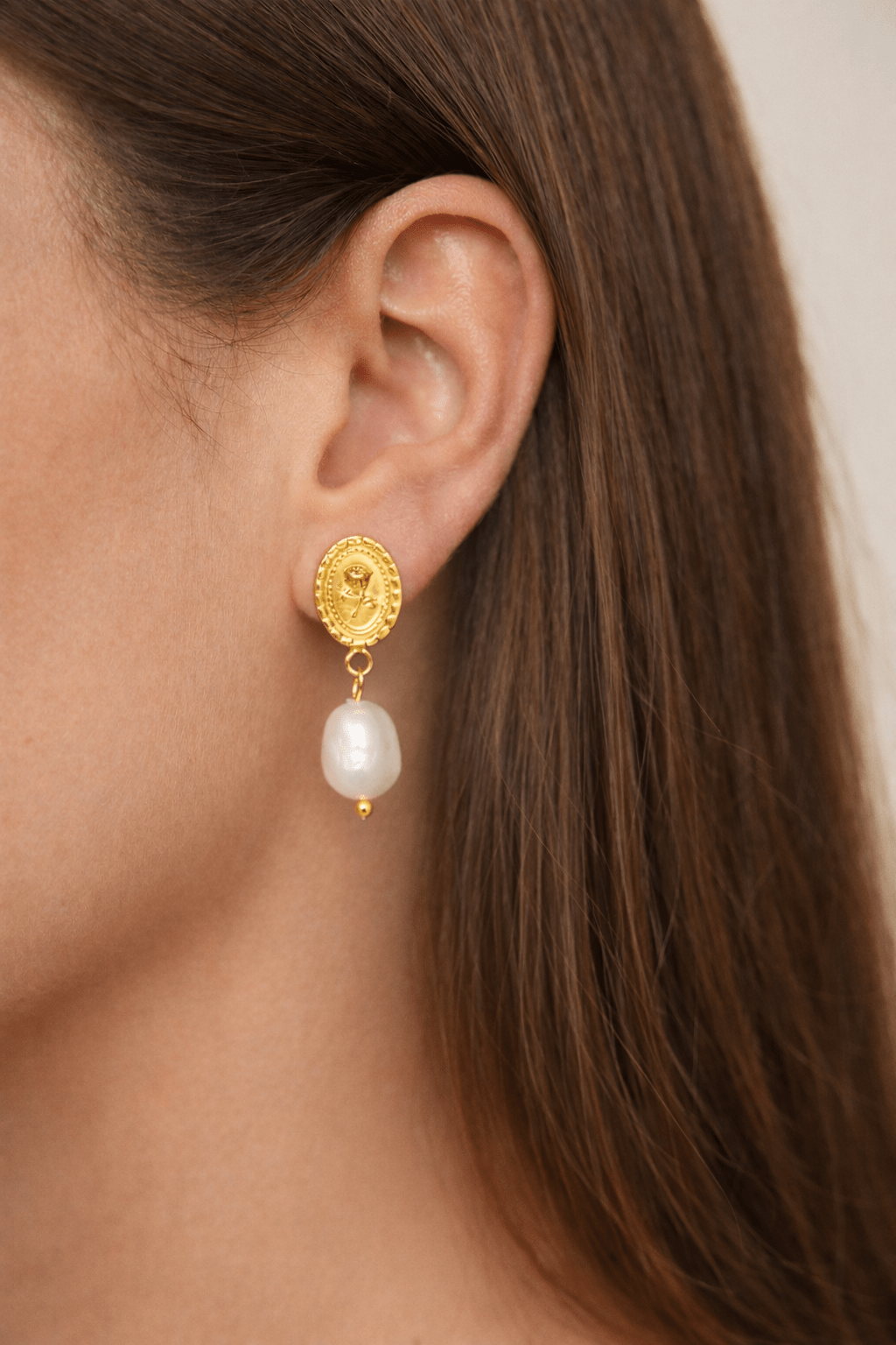 St Lucia Boutique Frankie pearl drop earring - 18k gold plated - Shop women's at Charm Avenue