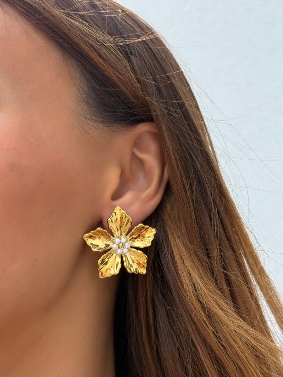 Charm Avenue Full bloom earring - 18k gold plated - Shop women's at Charm Avenue