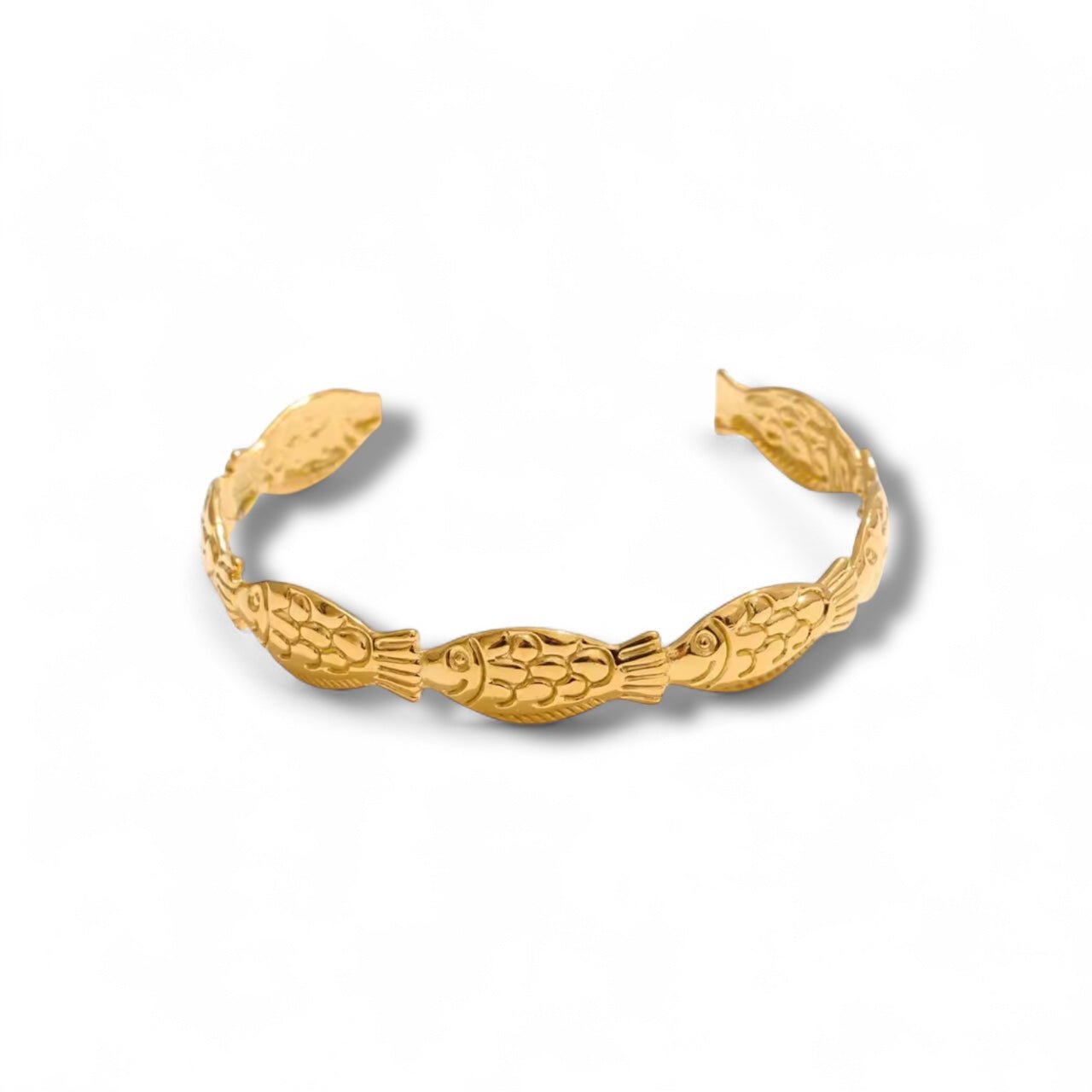 Charm Avenue Karina cuff bracelet - 18k gold plated - Shop women's at Charm Avenue