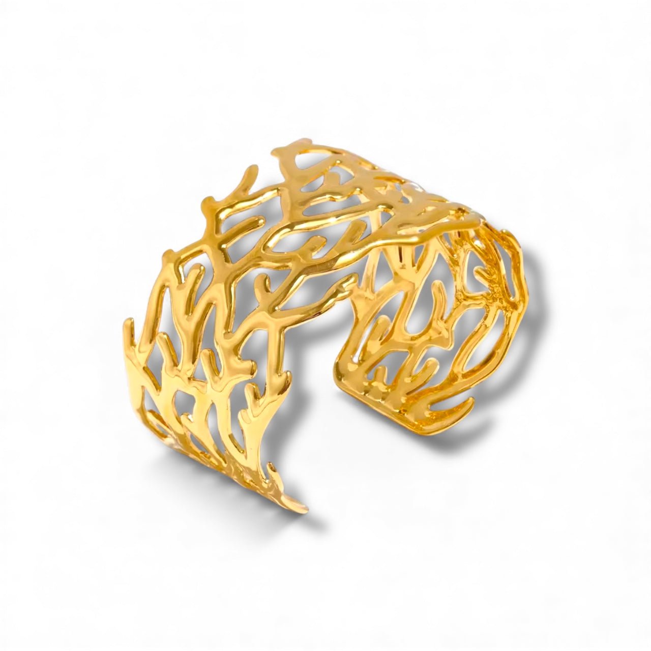 Charm Avenue Kristen cuff bracelet - 18k gold plated - Shop women's at Charm Avenue