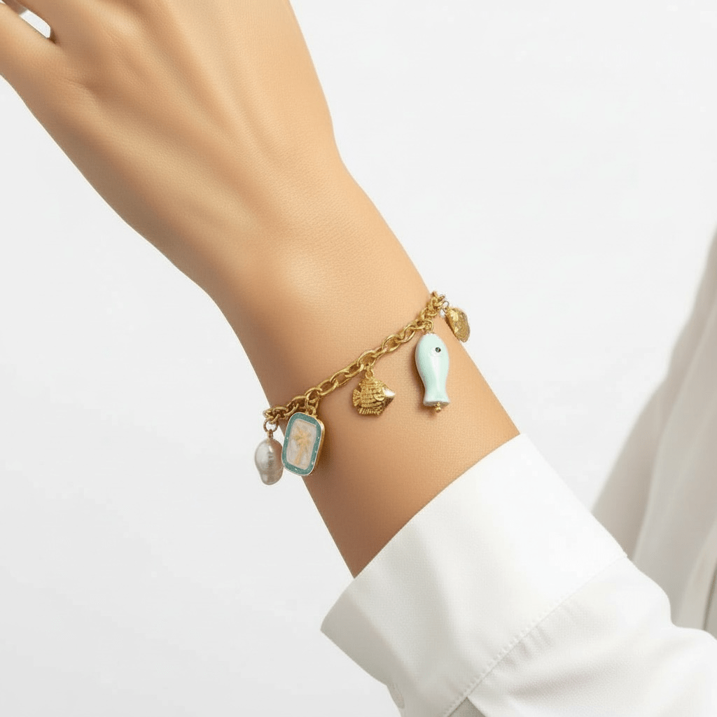 Charm Avenue Louanne charm bracelet - 18k gold plated - Shop women's at Charm Avenue