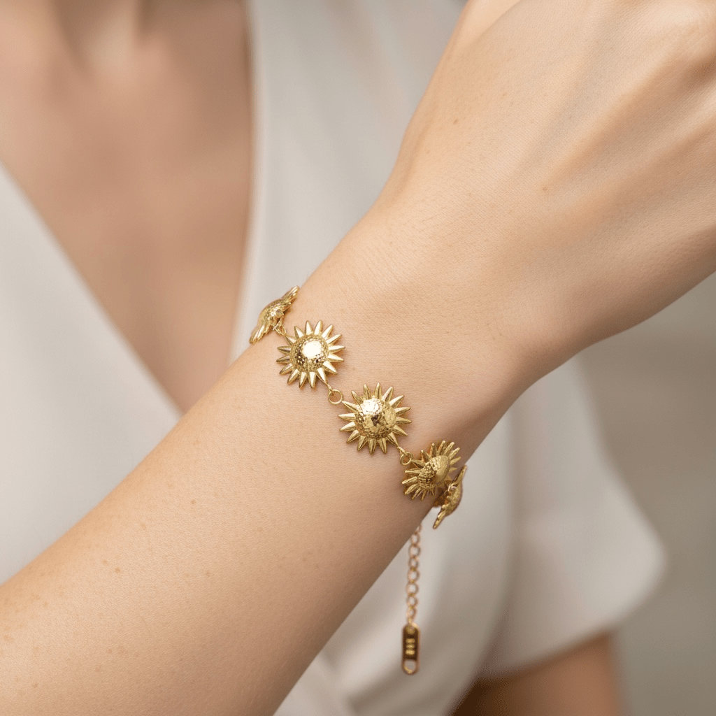 St Lucia Boutique Ray bracelet - 18k gold plated - Shop women's at Charm Avenue