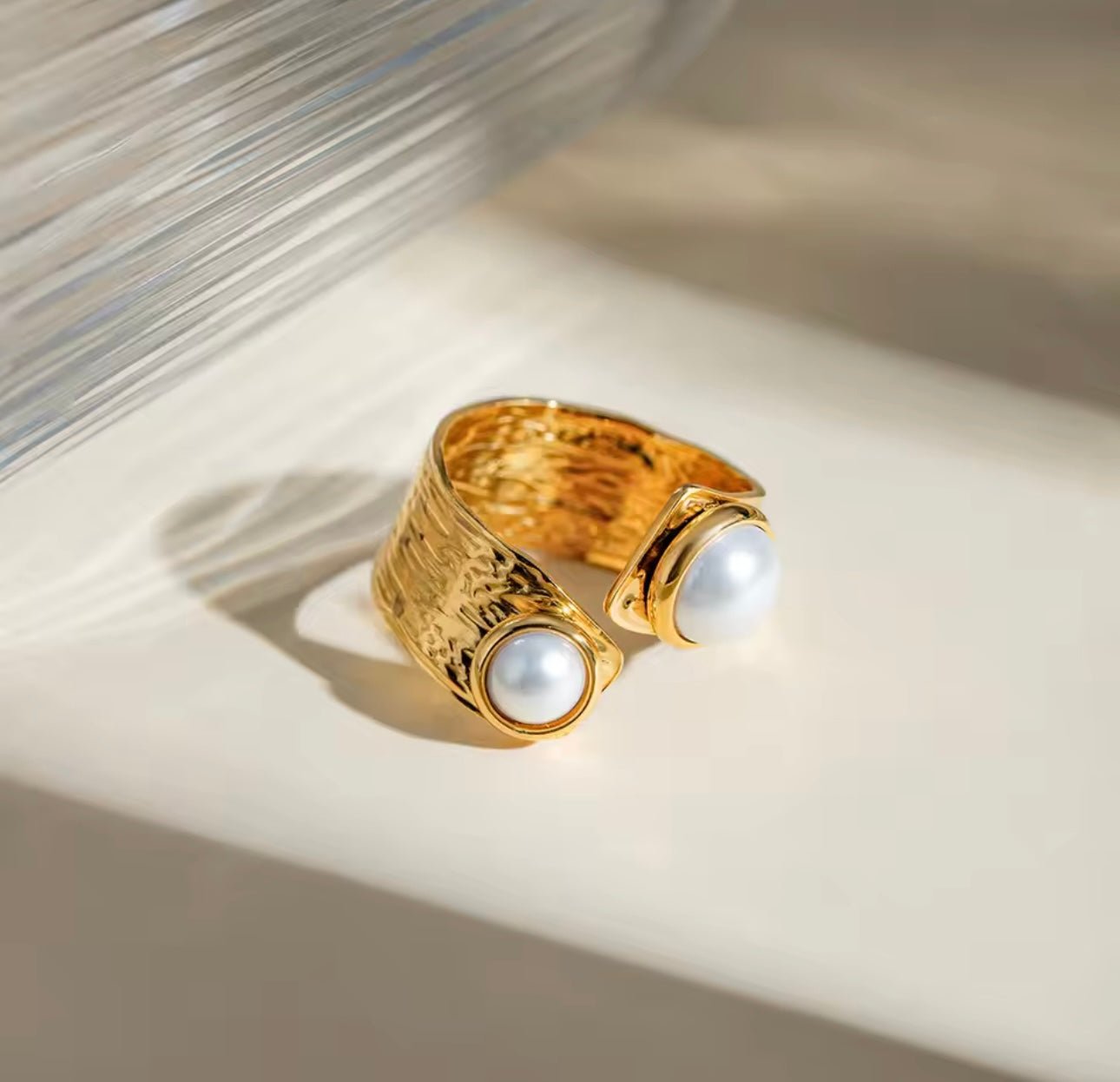 Charm Avenue Romeo ring - 18k gold plated (adjustable) - Shop women's at Charm Avenue