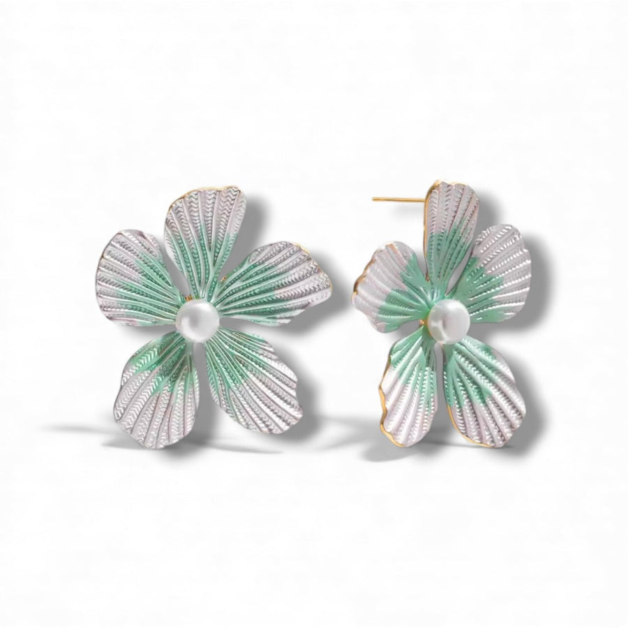 Charm Avenue Sara earring - 18k gold plated - Shop women's at Charm Avenue