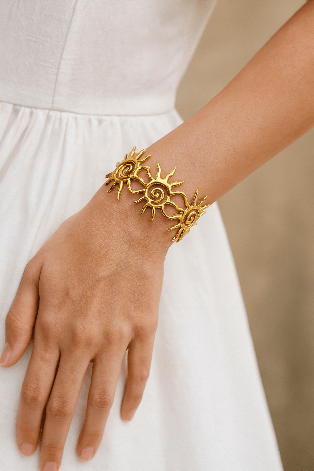 Charm Avenue Solar cuff bracelet - 18k gold plated - Shop women's at Charm Avenue
